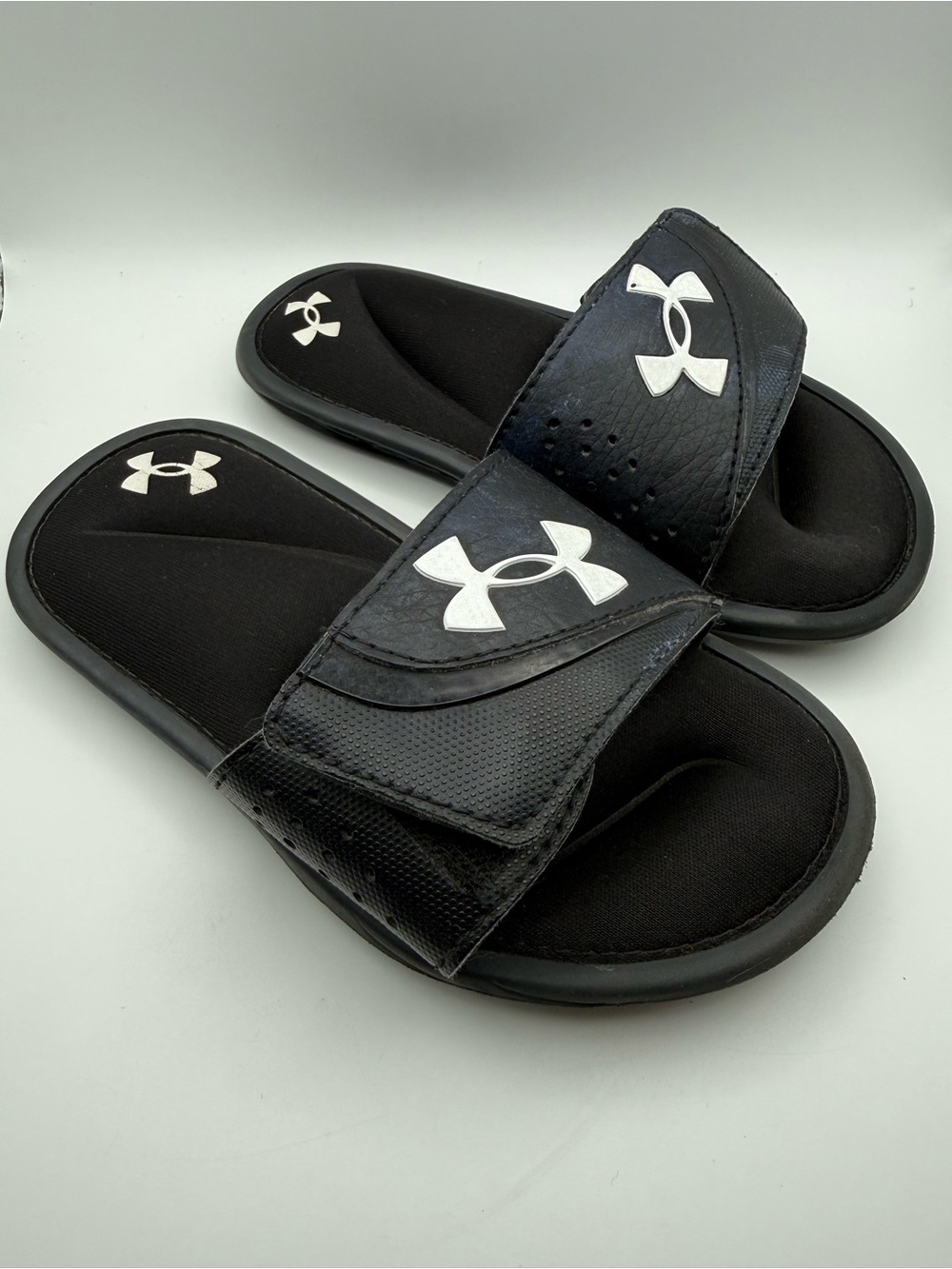 Under Armour Black Kids' Slide Sandals White Logos Toddler Size 11k Like New